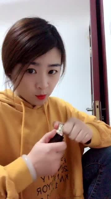 娱乐吃瓜酱美女